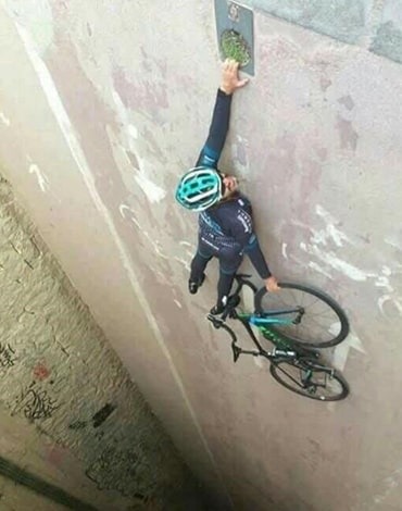 توهم دید: دوچرخه را رها کن و خودت را نجات بده!